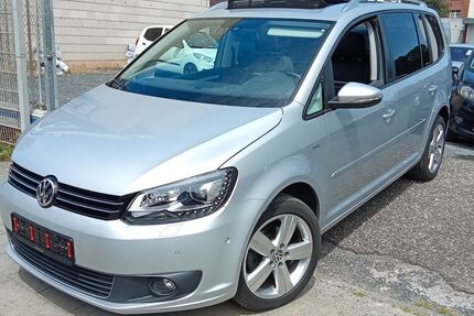 VW Touran 143.000 km 11.490 &euro; Mönchengladbach 41061