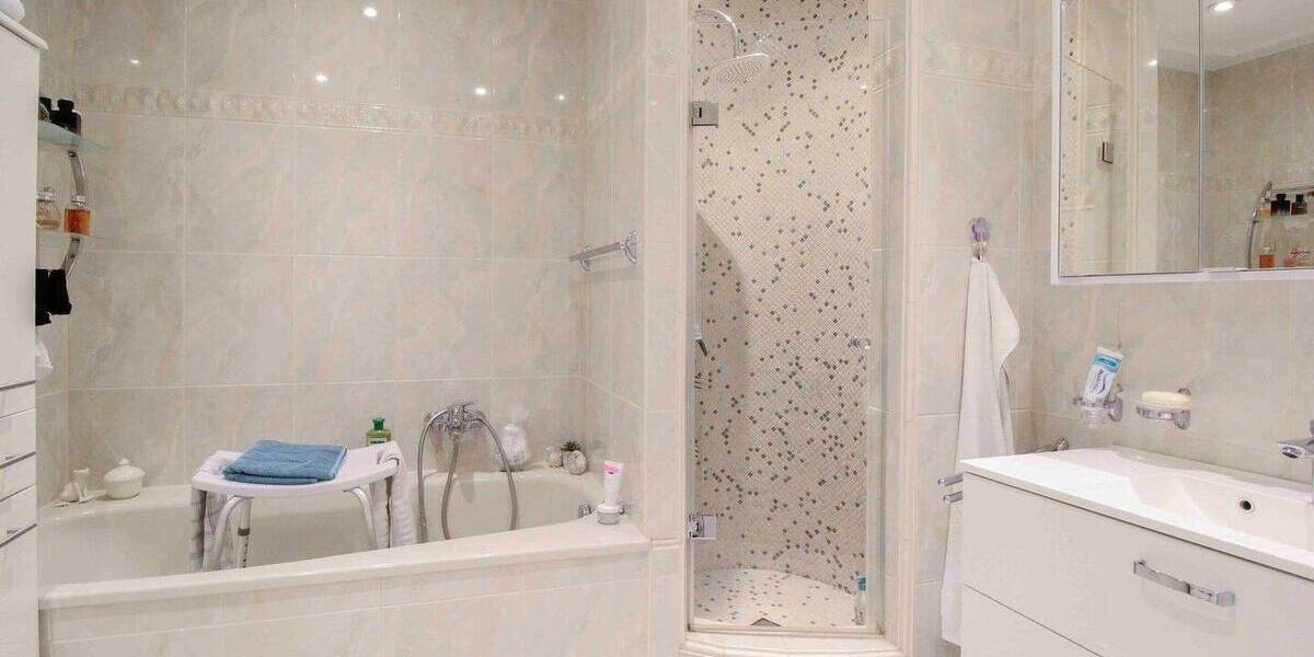 Top gepflegtes 2-Familienhaus in ruhiger Lage mit schönem Grundstück 8 zimmer