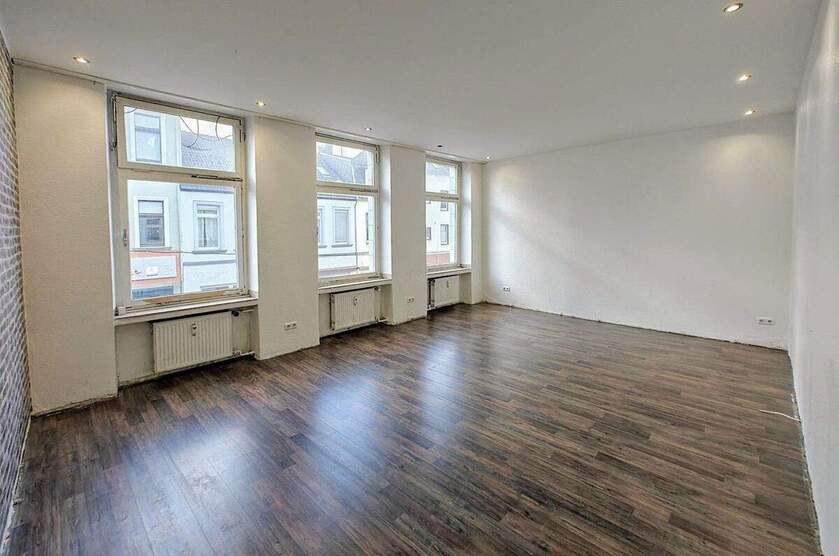 Helle 2-Zimmer-Wohnung im 1. OG - sofort bezugsfertig 2 zimmer