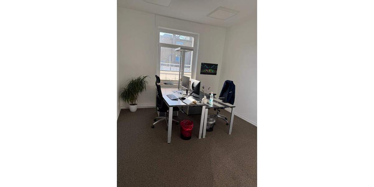Büroplatz an der Königsallee: modern, möbliert, hundefreundlich, zentral zimmer