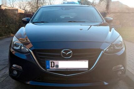 Mazda 3 142.350 km 10.100 &euro; Düsseldorf 40470