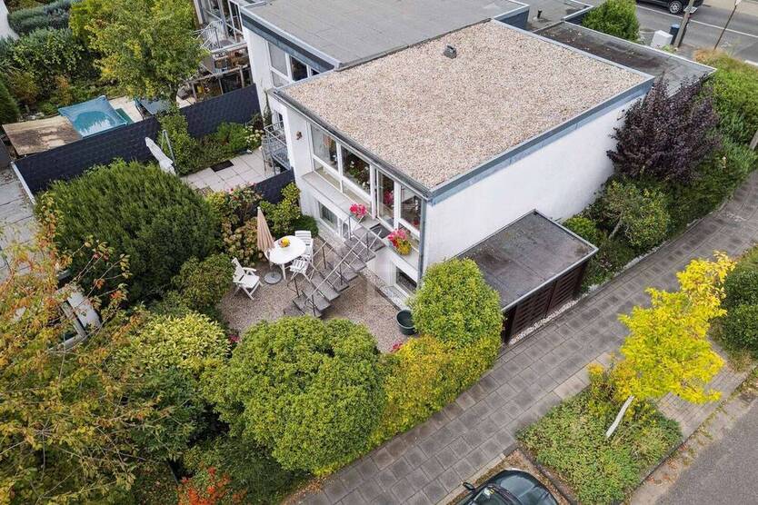Helle Räume, modernes Bad & AtRIUm-Flair!