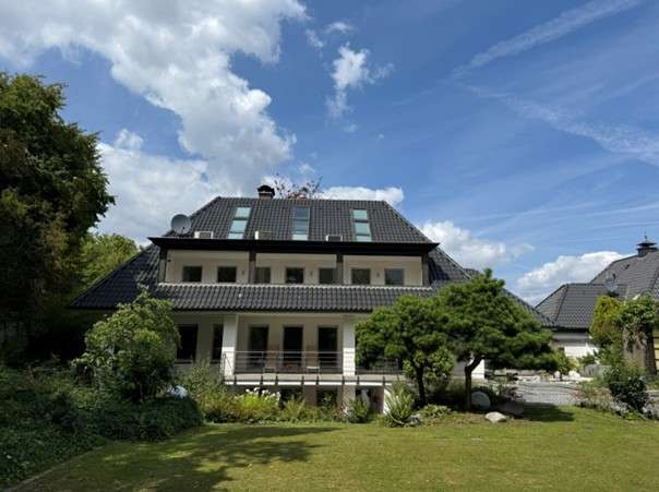 Haus zum Kaufen in Grevenbroich 1.550.000 € 430 m²