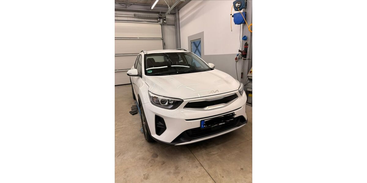 Kia Stonic 38.000 km 15.500 &euro; Moers 47447