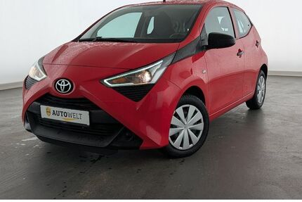 Toyota Aygo (X) 65.170 km 8.960 &euro; Düsseldorf 40599