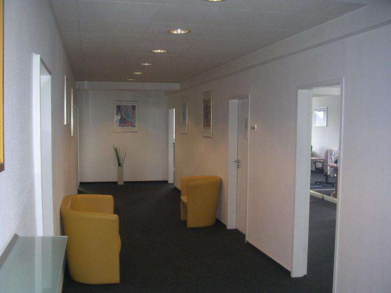 Büro in Krefeld 2.800 € 400 m²