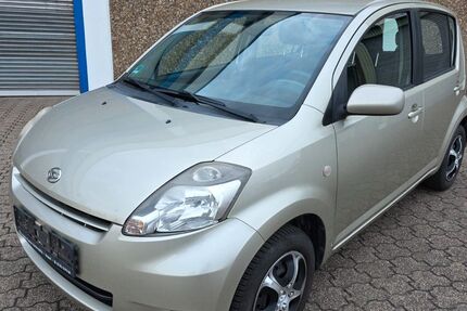 Daihatsu Sirion 149.000 km 2.600 &euro; Moers 47441