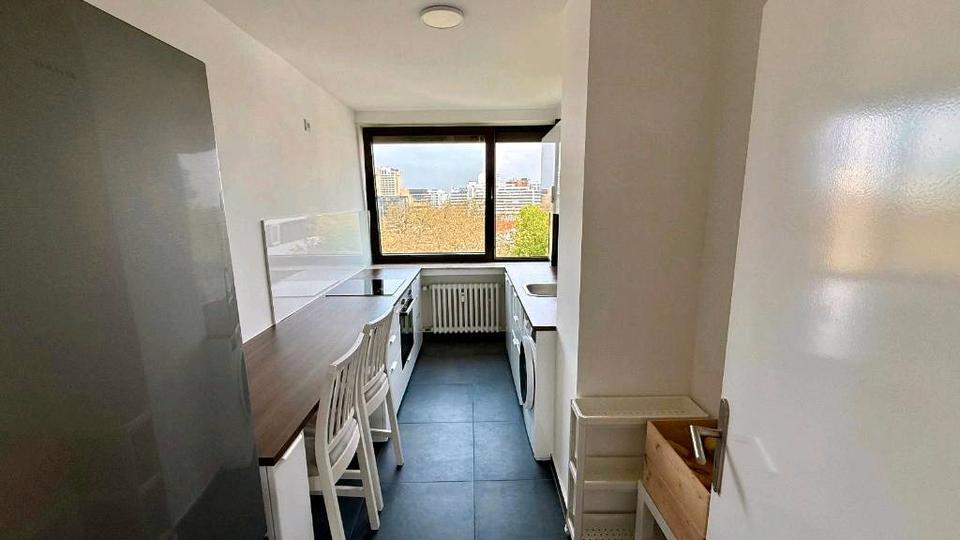 Etagenwohnung Düsseldorf Lörick - 2 Zimmer, 66 m&sup2;, 1.550&euro; | Angebot:26449108