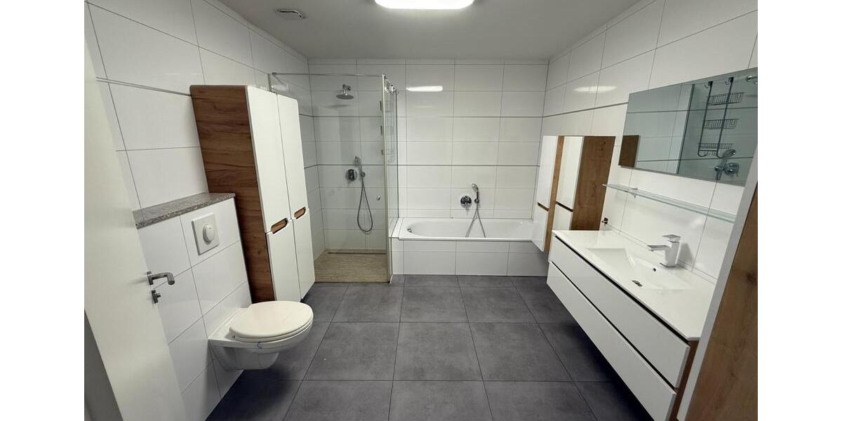 Erdgeschoss-Gartenwohnung im Bungalow-Stil mit privatem Eingang 3 zimmer