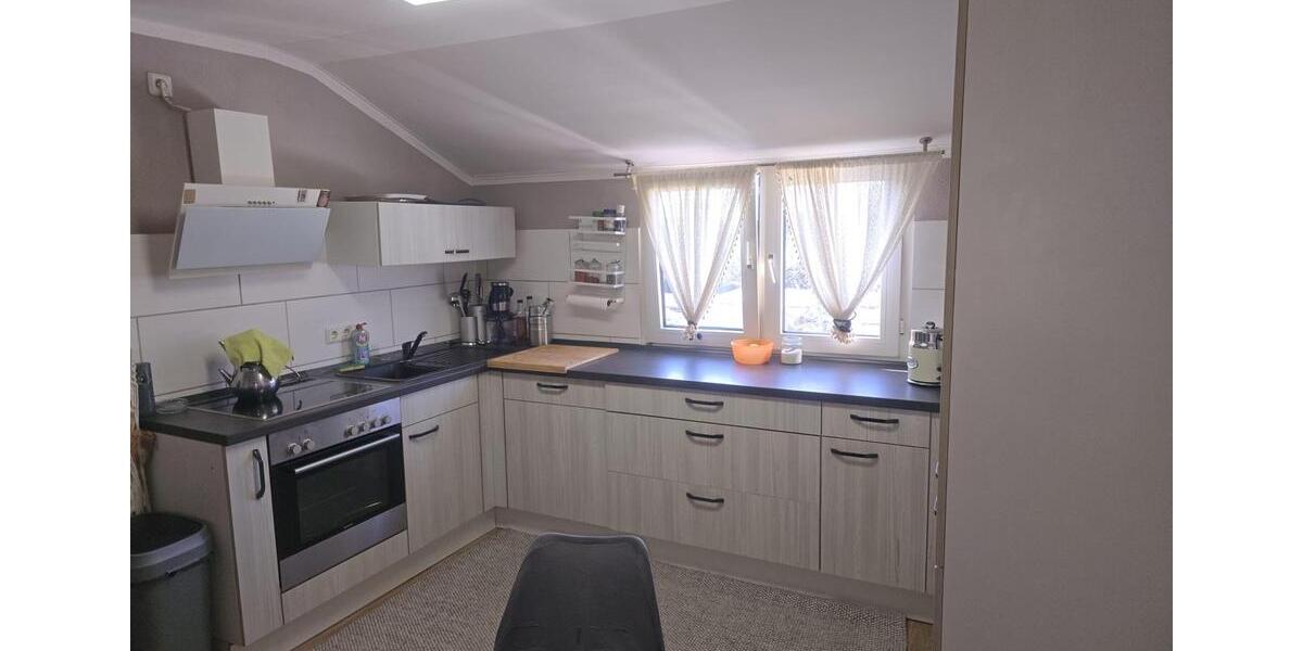 Dachgeschoßwohnung Dormagen - 3 Zimmer, 70 m&sup2;, 1.000&euro; | Angebot:25047252