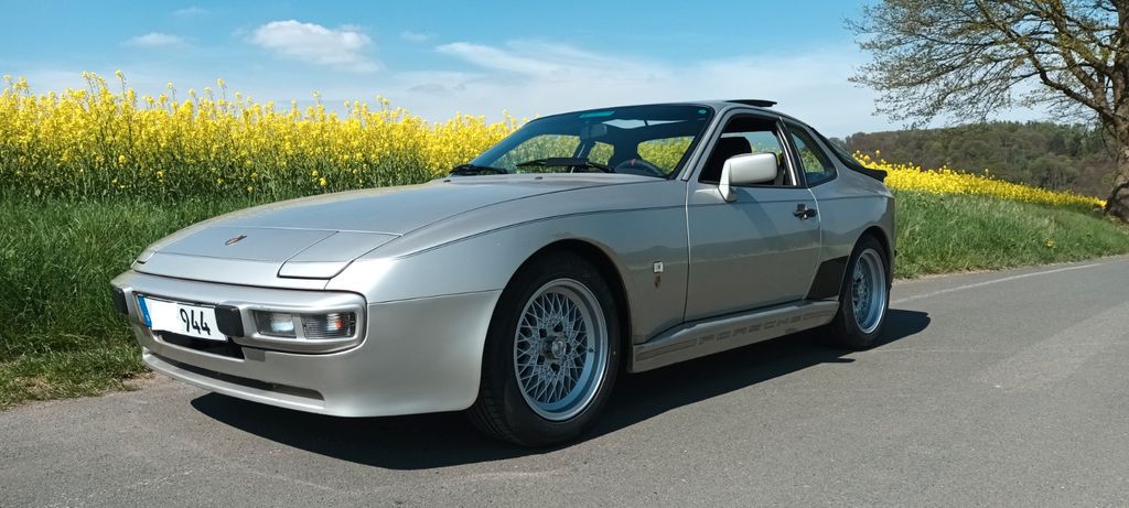 Porsche 944 260.000 km 17.944 &euro; Wuppertal 42281