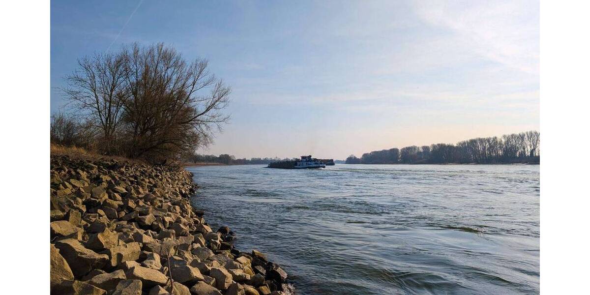 Einfamilienhaus Düsseldorf Wittlaer - 9 Zimmer, 264 m&sup2;, 1.190.000&euro; | Angebot:26815926