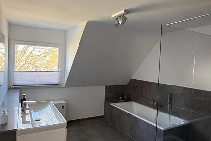 Haus Düsseldorf Stadtbezirk 9 - 4 Zimmer, 150 m&sup2;, 925.000&euro; | Angebot:26637388