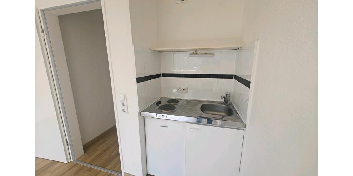 Etagenwohnung Düsseldorf Stadtbezirk 3 - 1 Zimmer, 30 m&sup2;, 615&euro; | Angebot:24749086