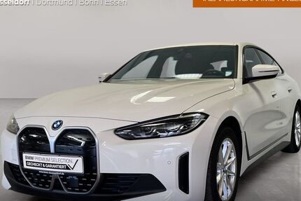 BMW i4 26.488 km 35.999 &euro; Düsseldorf 40237