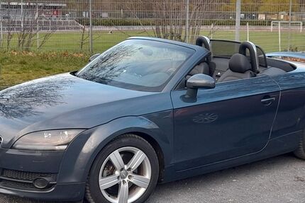 Audi TT 212.000 km 7.450 &euro; Düsseldorf 40225