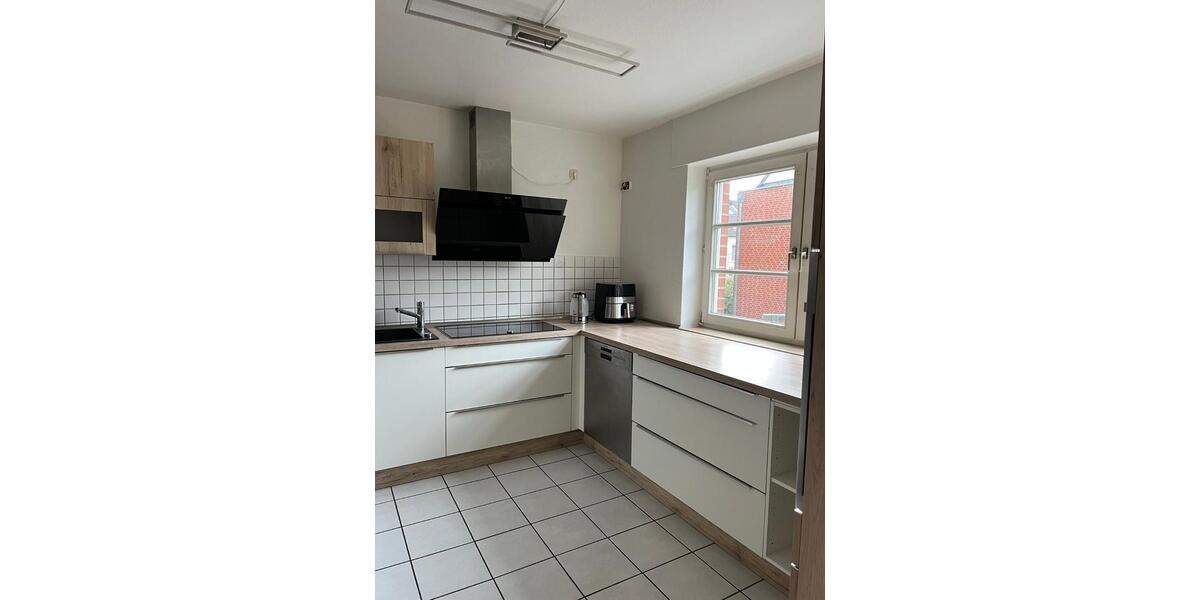 Etagenwohnung Mönchengladbach Süd - 4 Zimmer, 115 m&sup2;, 290.000&euro; | Angebot:26398013
