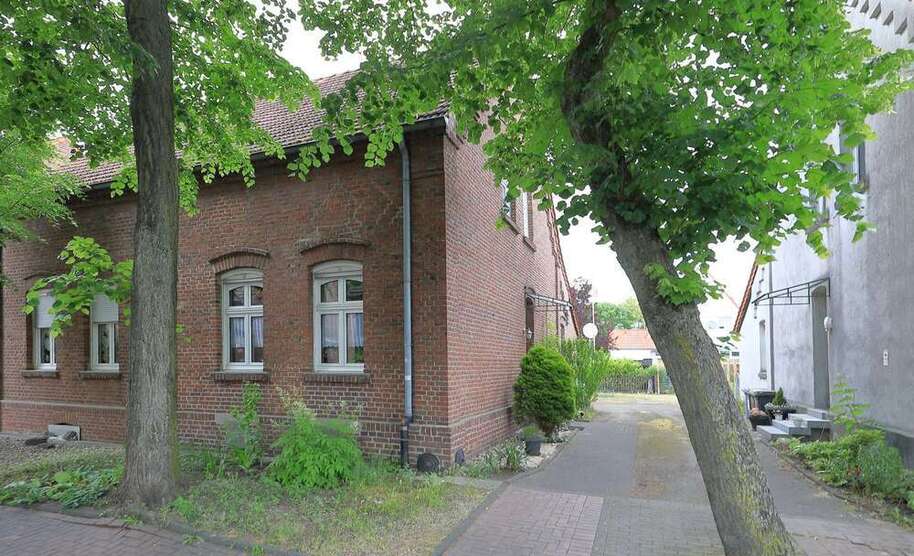 Haus zum Kaufen in Essen 259.000 € 87.3 m²