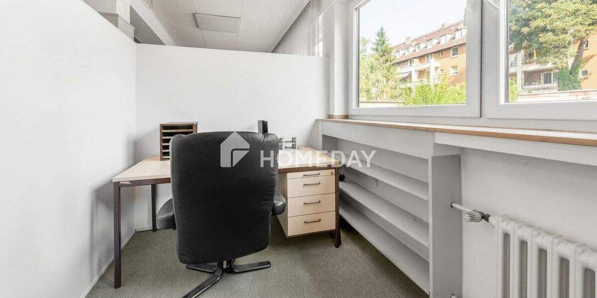 Etagenwohnung Duisburg Ruhrort - 7 Zimmer, 200 m&sup2;, 200.000&euro; | Angebot:25338245