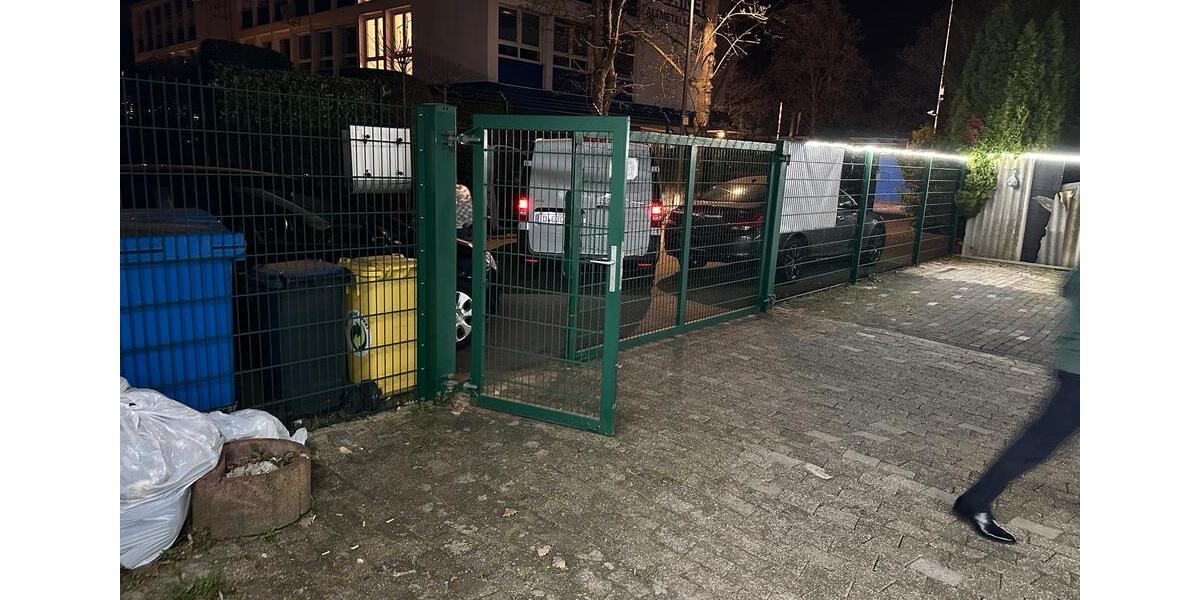 Garagen / Stellplätze Düsseldorf Niederkassel - 1.800&euro; | Angebot:26120699