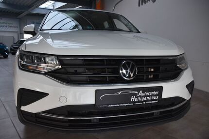 VW Tiguan 245.080 km 17.680 &euro; Heiligenhaus 42579