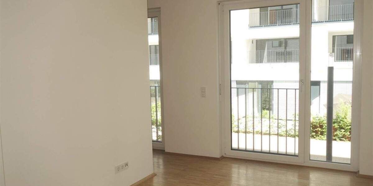 Etagenwohnung Mönchengladbach Stadtmitte - 2 Zimmer, 103 m&sup2;, 1.379&euro; | Angebot:25778925