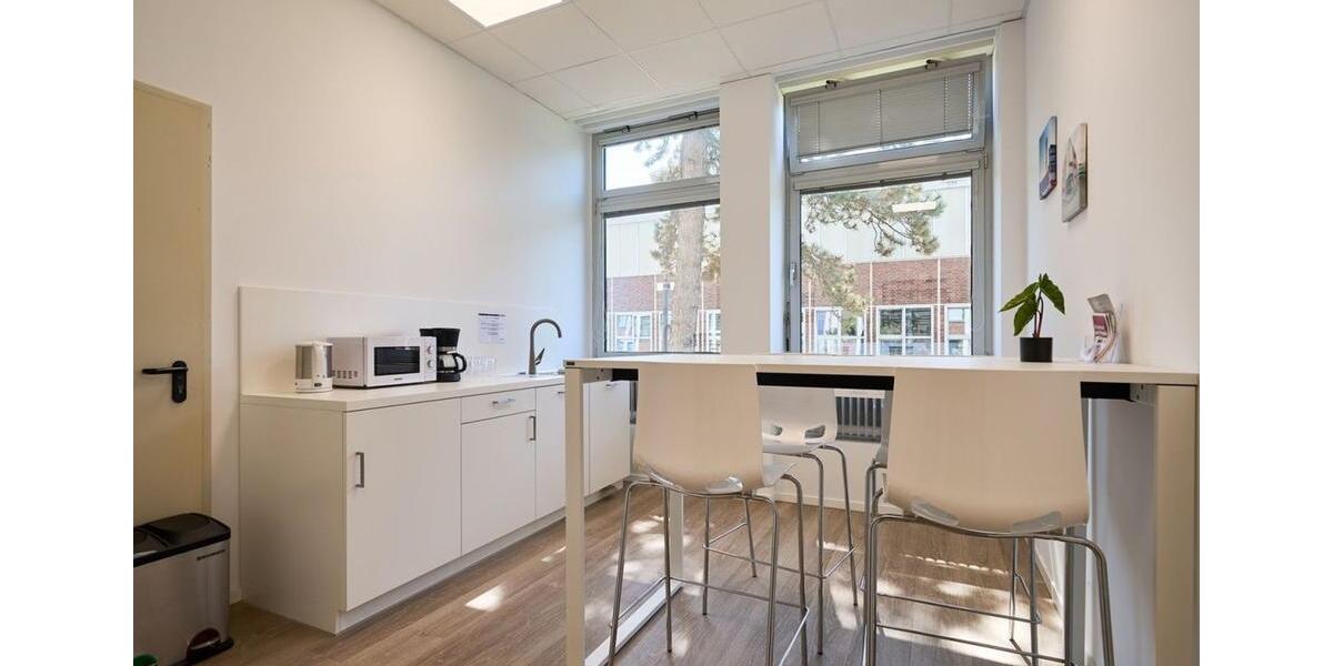 Sofort verfügbar: Ihr All-Inclusive-Büro mit flexiblen Anmietoptionen zimmer