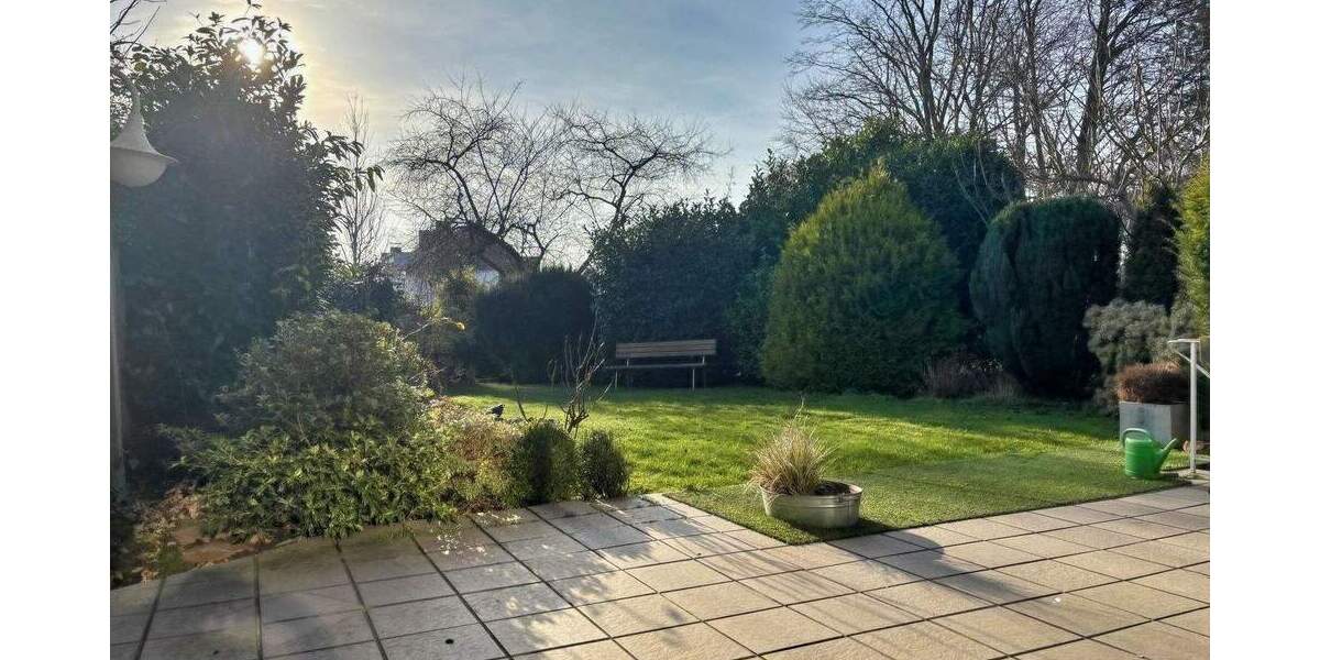 Reihenendhaus Krefeld Traar - 4 Zimmer, 100 m&sup2;, 389.000&euro; | Angebot:25109596