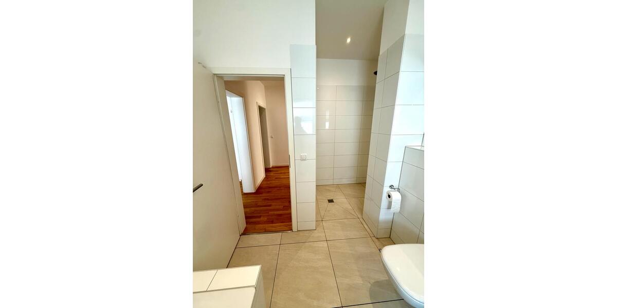 Bungalow Mönchengladbach Süd - 6 Zimmer, 178 m&sup2;, 2.000&euro; | Angebot:26227270