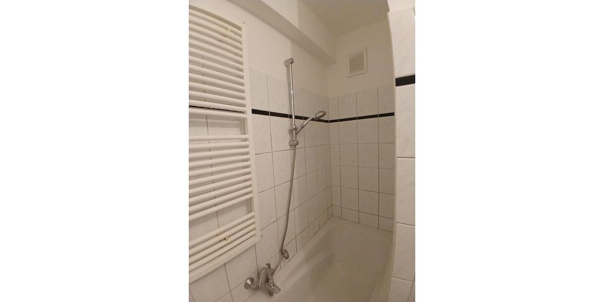 2 Zimmer Wohnung im EG Parterre in Solingen Wald 2 zimmer