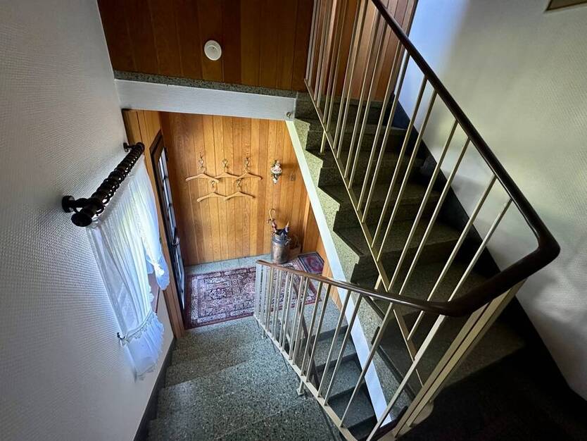 Zweifamilienhaus auf großem Erbpachtgrundstück in Essen-Überruhr sucht neue Eigentümer!