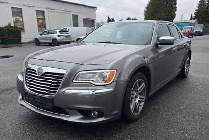 Lancia Thema 160.000 km 8.590 &euro; Düsseldorf - Bezirk 8 40231