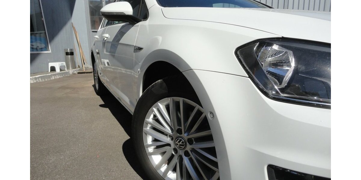 VW Golf Cup 1,4 DGS, Klimatr.SHZ.PDC V+H / HU neu 147.000 km 9.999 &euro; Neuss 41462