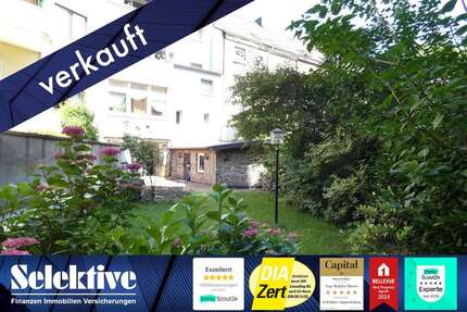 Haus zum Kaufen in Duisburg Mittelmeiderich 248.000 € 180 m² 6 zimmer