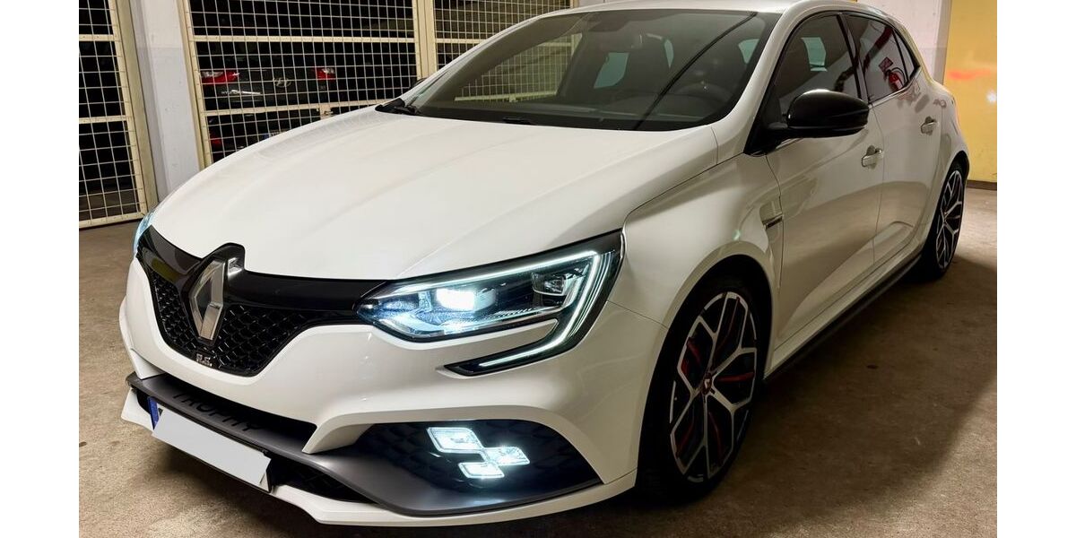 Renault Megane 101.800 km 23.500 &euro; Duisburg 47249