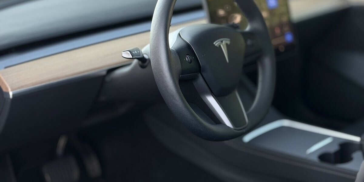 Tesla Model 3 RWD AHK Wärmepumpe Ryzen 47.000 km 29.990 &euro; Mönchengladbach 41066