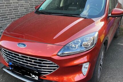 Ford Kuga 74.000 km 17.990 &euro; Neuss 41472