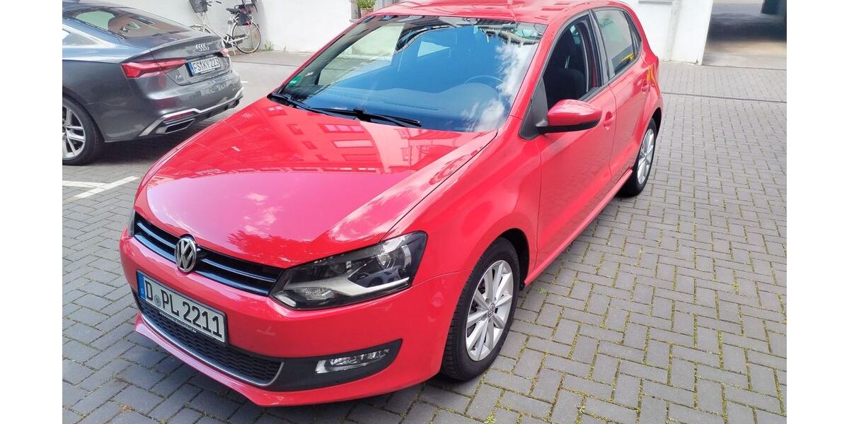 VW Polo 126.800 km 6.200 &euro; Düsseldorf 40211