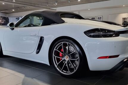 Porsche Boxster 16.000 km 97.000 &euro; Mettmann 40822