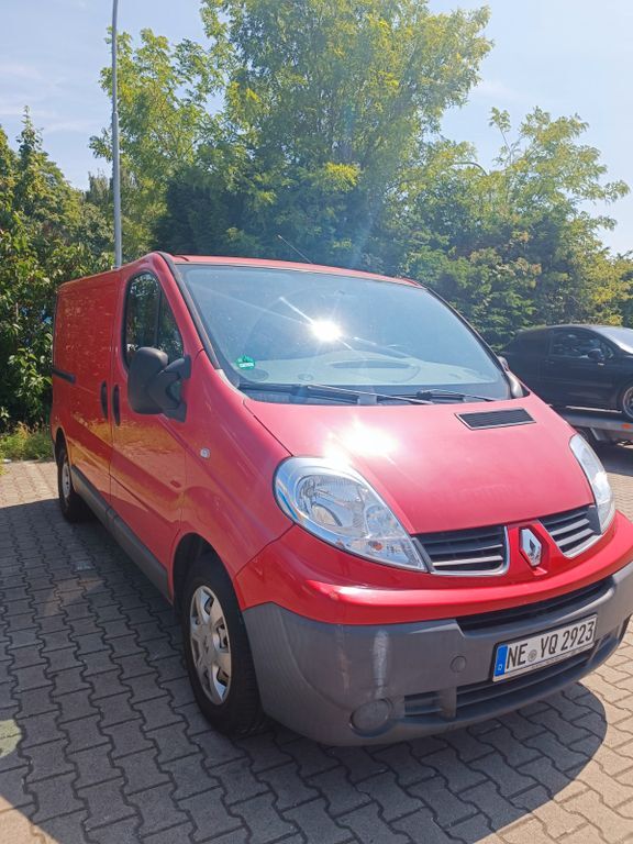 Renault Trafic 107.500 km 5.850 € Neuss 41468