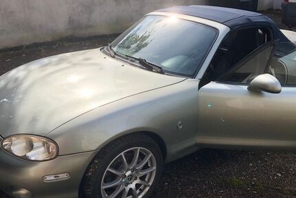 Mazda MX-5 152.000 km 9.999 &euro; Leverkusen 51371