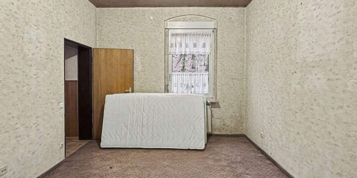 Kleines Haus, große Möglichkeiten - Doppelhaushälfte (ETW) mit Hof & Garten in Wülfrath 3 zimmer