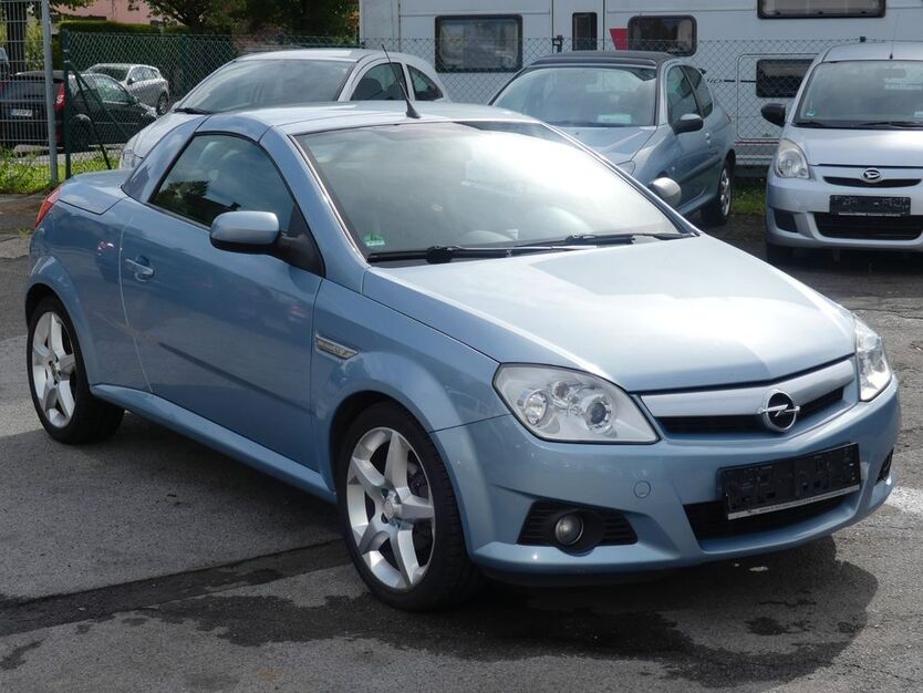 Opel Tigra 154.000 km 2.249 € Leverkusen 51379