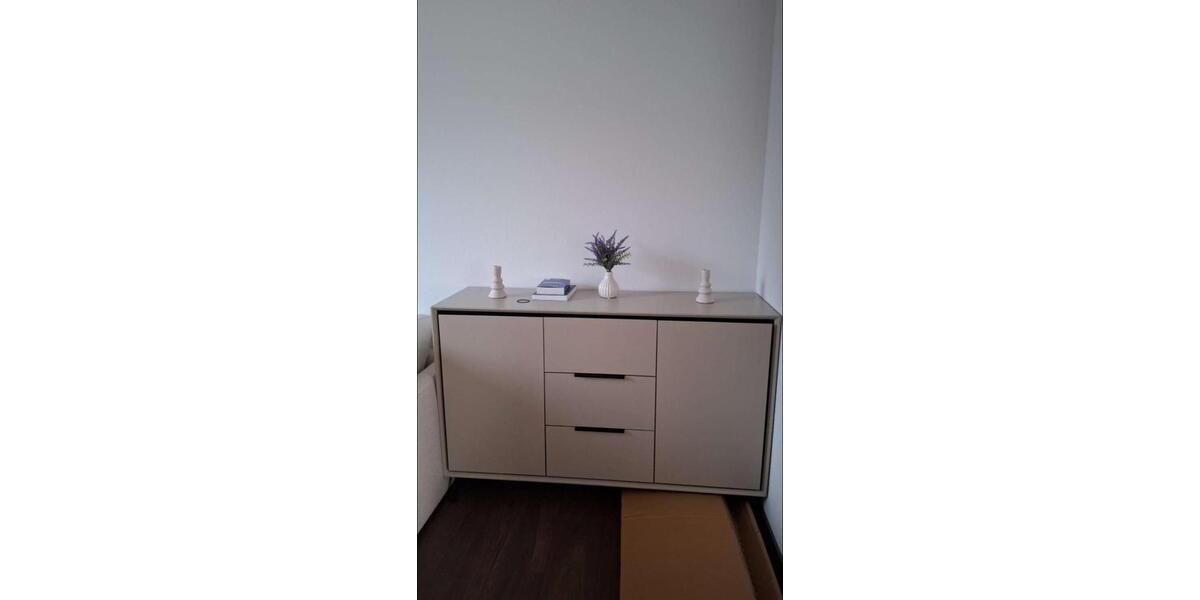 Möblierte 1,5-Zimmer-Wohnung mit Balkon (befristet) All-Inklusive 1.5 zimmer