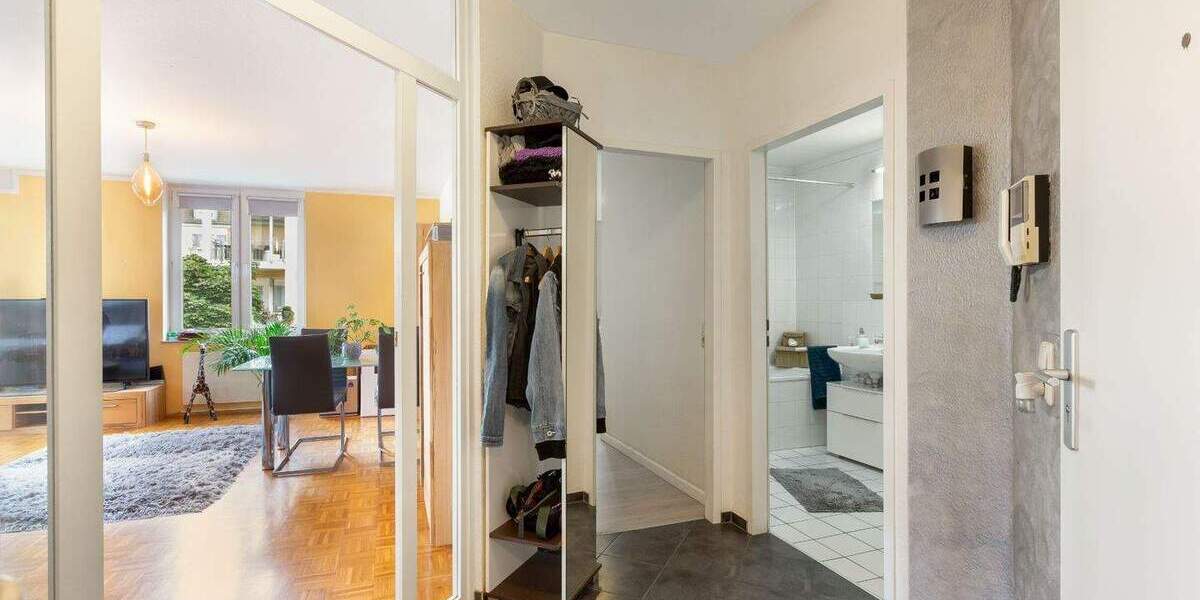 Etagenwohnung Düsseldorf Benrath - 3 Zimmer, 78 m&sup2;, 235.000&euro; | Angebot:24436594