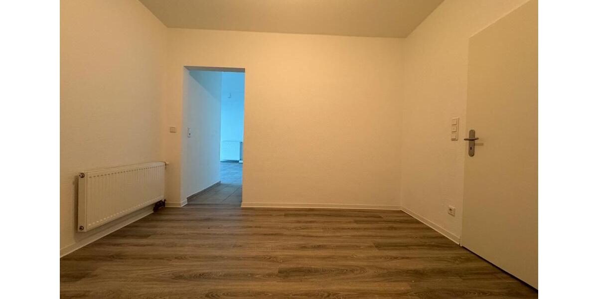 Stilvolle 2,5-Zimmer-Wohnung – frisch renoviert & sofort bezugsfrei! 2.5 zimmer
