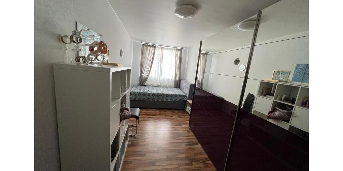 Einfamilienhaus Neuss Erfttal - 3 Zimmer, 160 m&sup2;, 2.300&euro; | Angebot:26121768