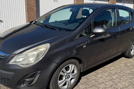 Opel Corsa 156.000 km 3.490 &euro; Neuss 41462