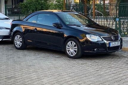 VW Eos 302.000 km 5.750 &euro; Düsseldorf 40472