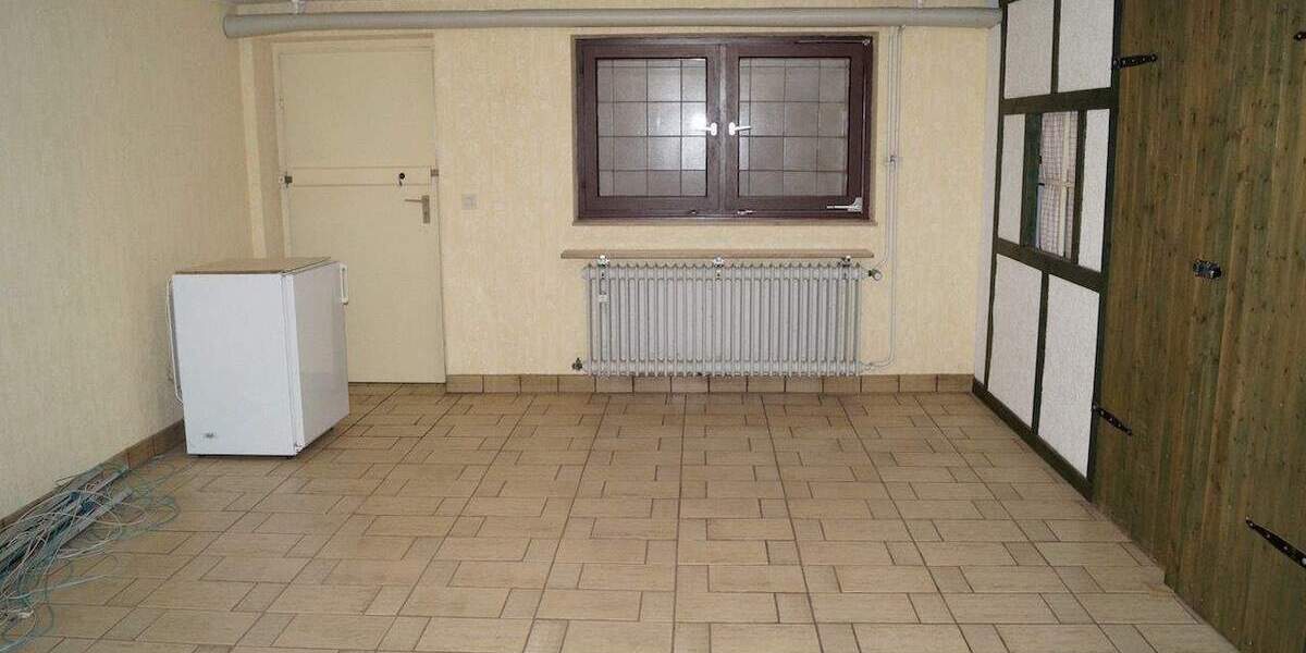 Renoviertes Reihenendhaus mit Garten und Garage 4 zimmer